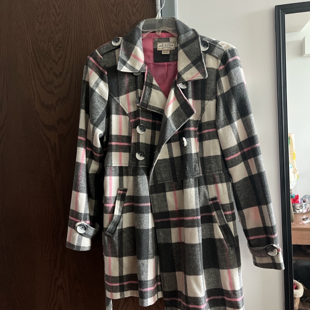 Jacket with grey pink and black colors